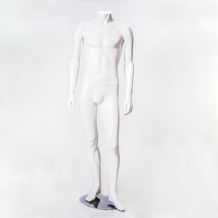 Mannequins-With-Arms_Legs-[1/UN]